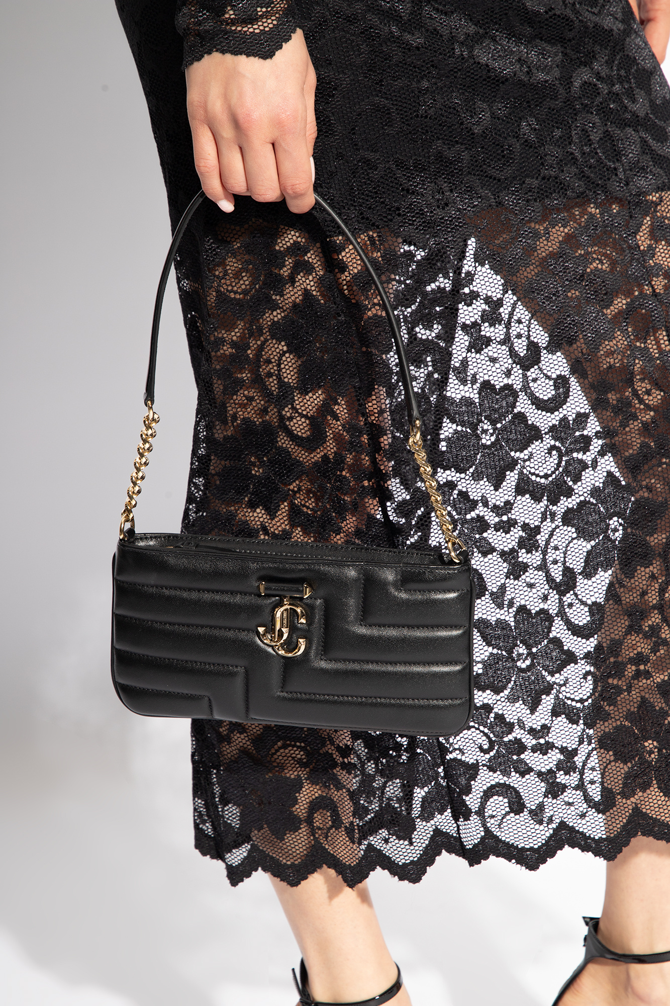 ジミーチュウ Avenue Slim Shoulder ショルダーバッグ AVENUE SLIM SHOULDER | Black Avenue Sequin Shoulder Bag